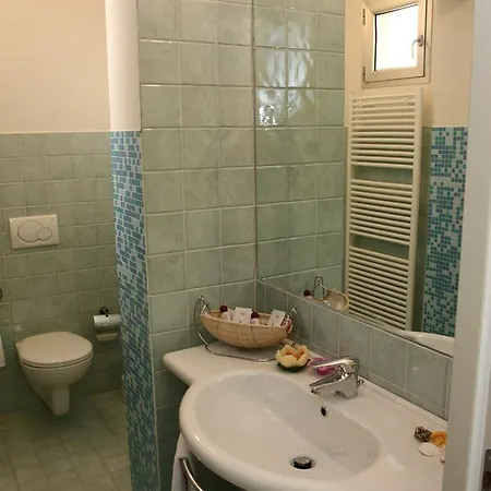 La Dolce מלון דירות 2*